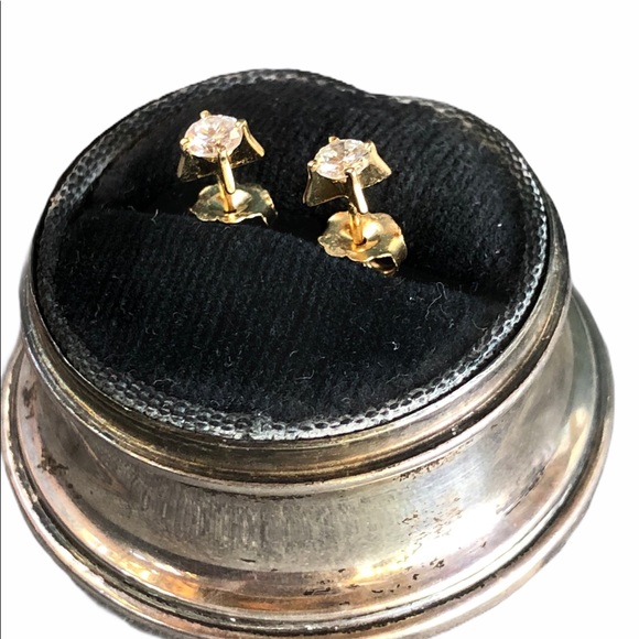 14KT Yellow Gold Retro Stud Earrings - Picture 3 of 3